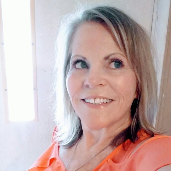 Meet your Posher, Charlotte - Picture 1 of 1